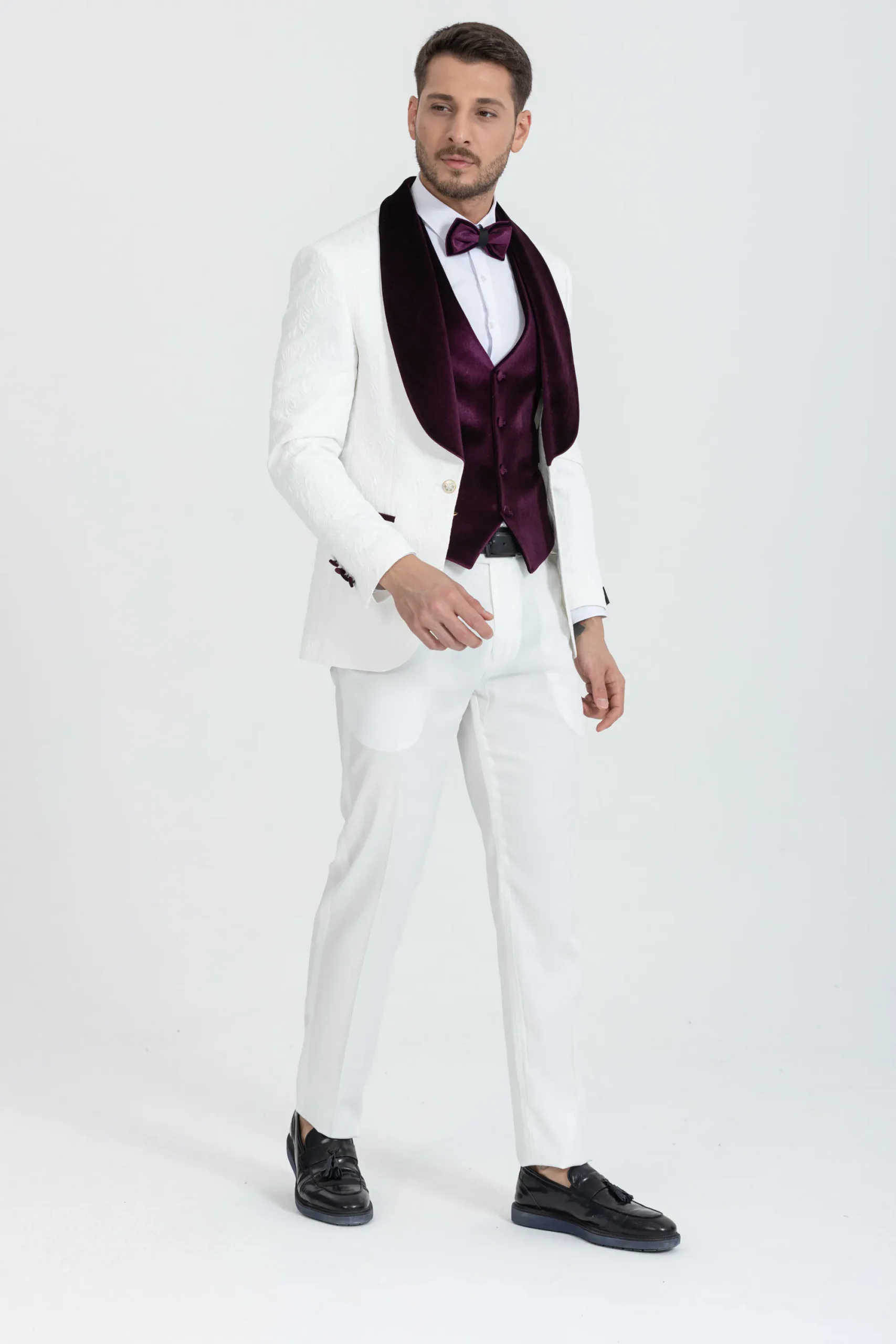 Burgundy Luxury Floral Textured Velvet Collar Three Piece Tuxedo